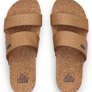 🌿 Reef Cushion Vista Hi Platform Sandals – Tan Wicker – Size 7